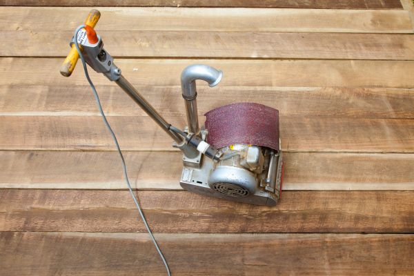 Veranda Sanding in Roseville
